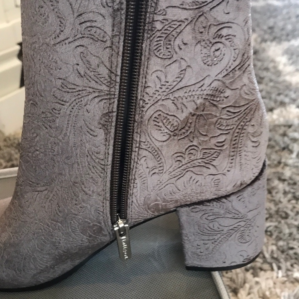 Booties - Picture 3 of 4